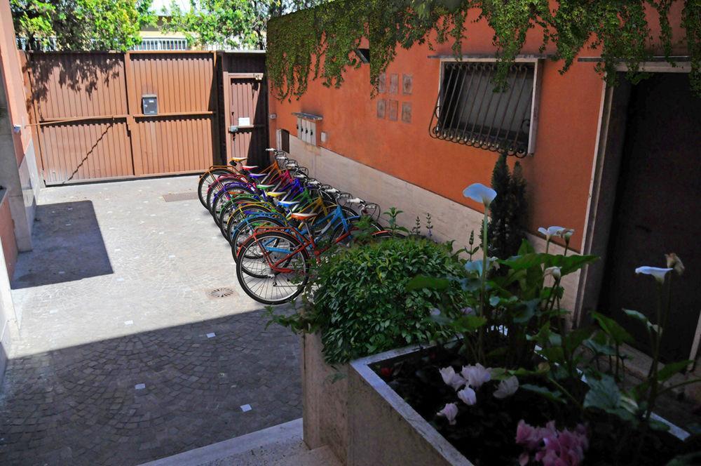 San Lorenzo Notte Roma Exterior foto